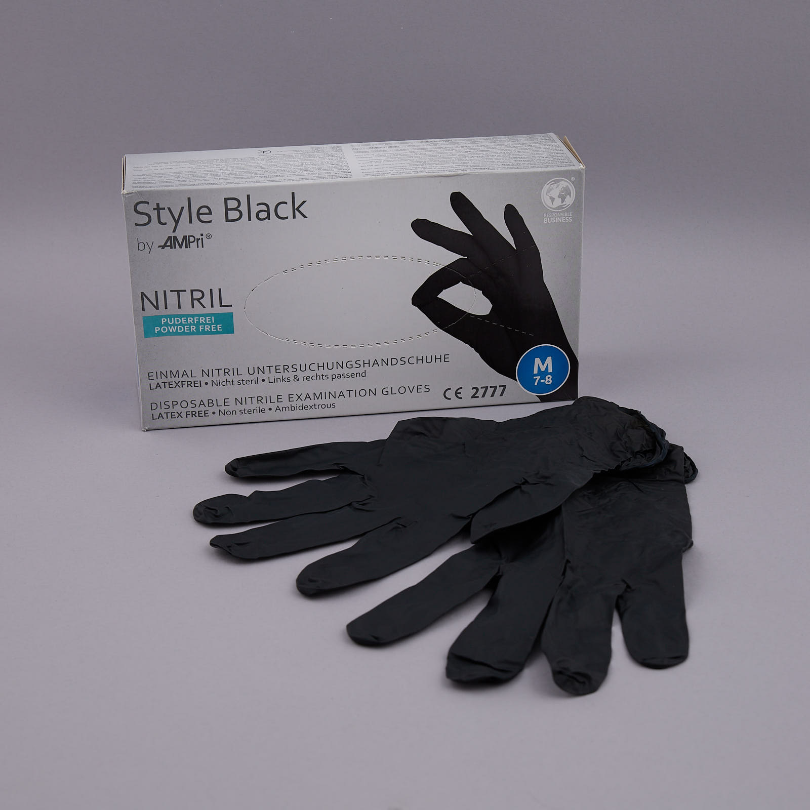 Nitrile gloves powder free size M, black