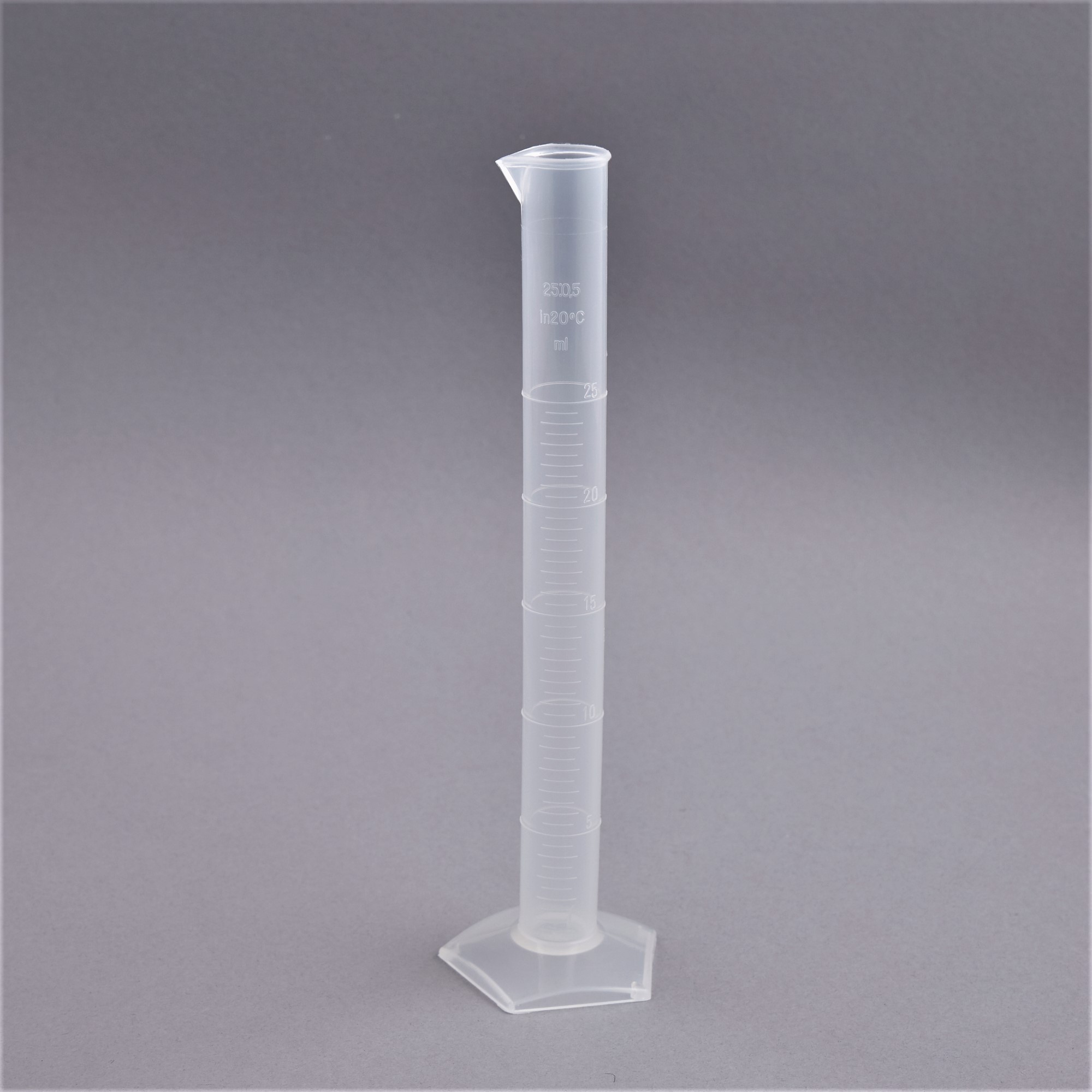 Measuring cylinder PP 25 ml with 5 ml/0.5 ml graduations