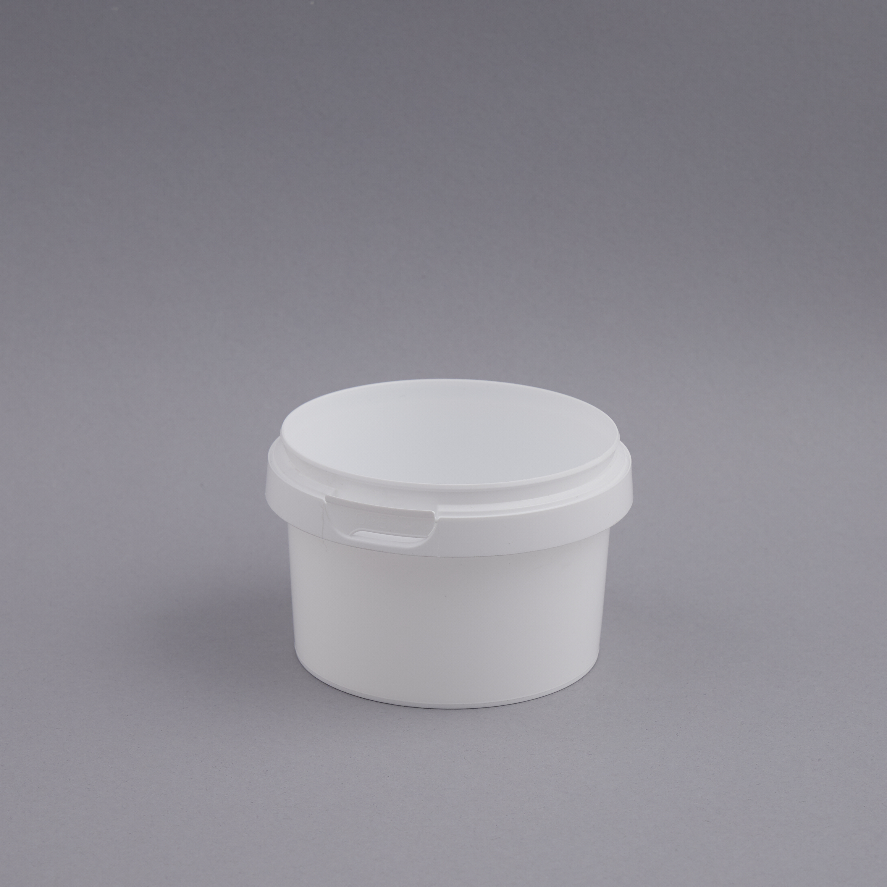 Jar 280 ml white PP w/o lid ø 95/80 mm h: 62 mm