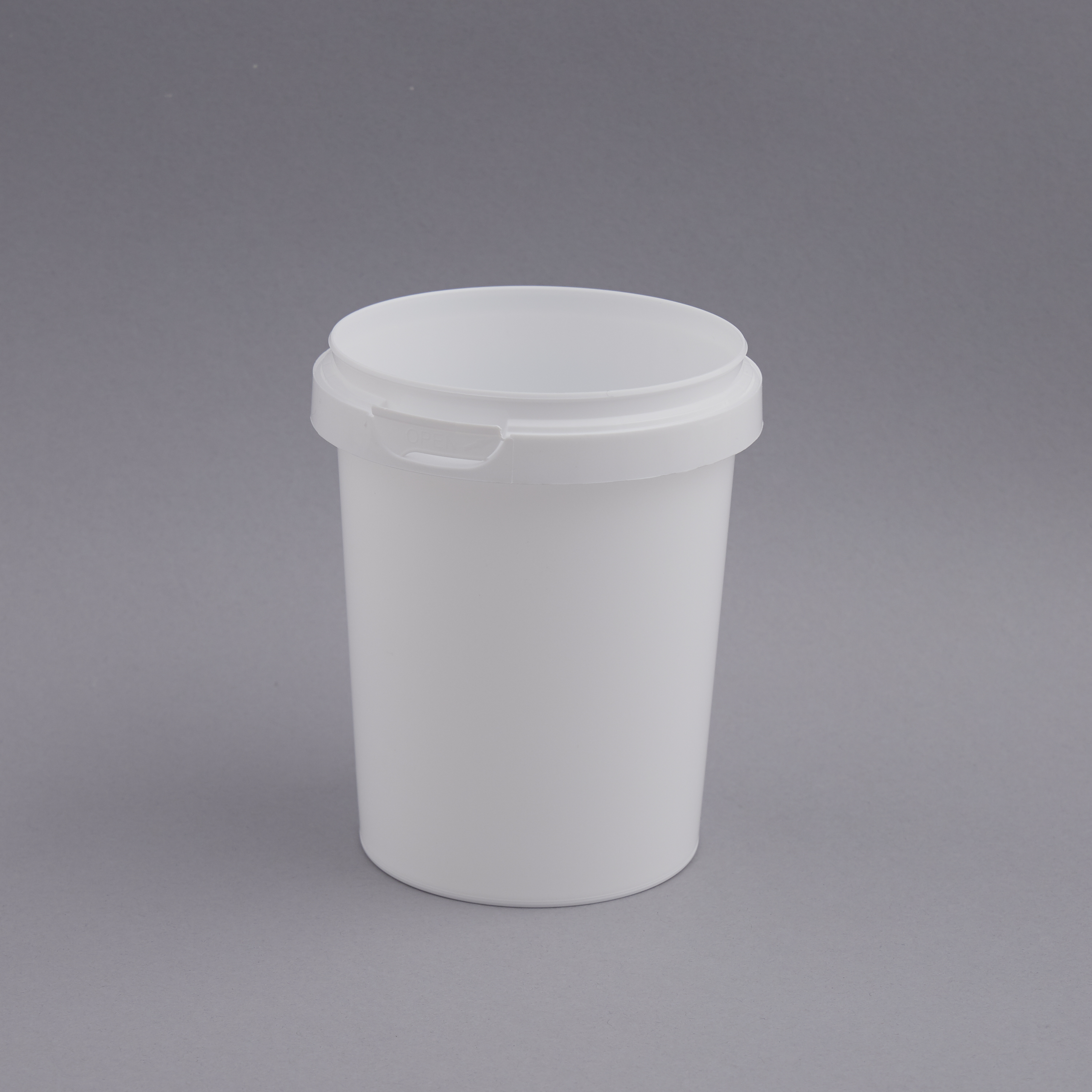 Jar 520 ml white PP w/o lid ø 95/75 mm h: 114 mm